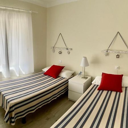 Apartament Grifeu Llanca Exterior photo