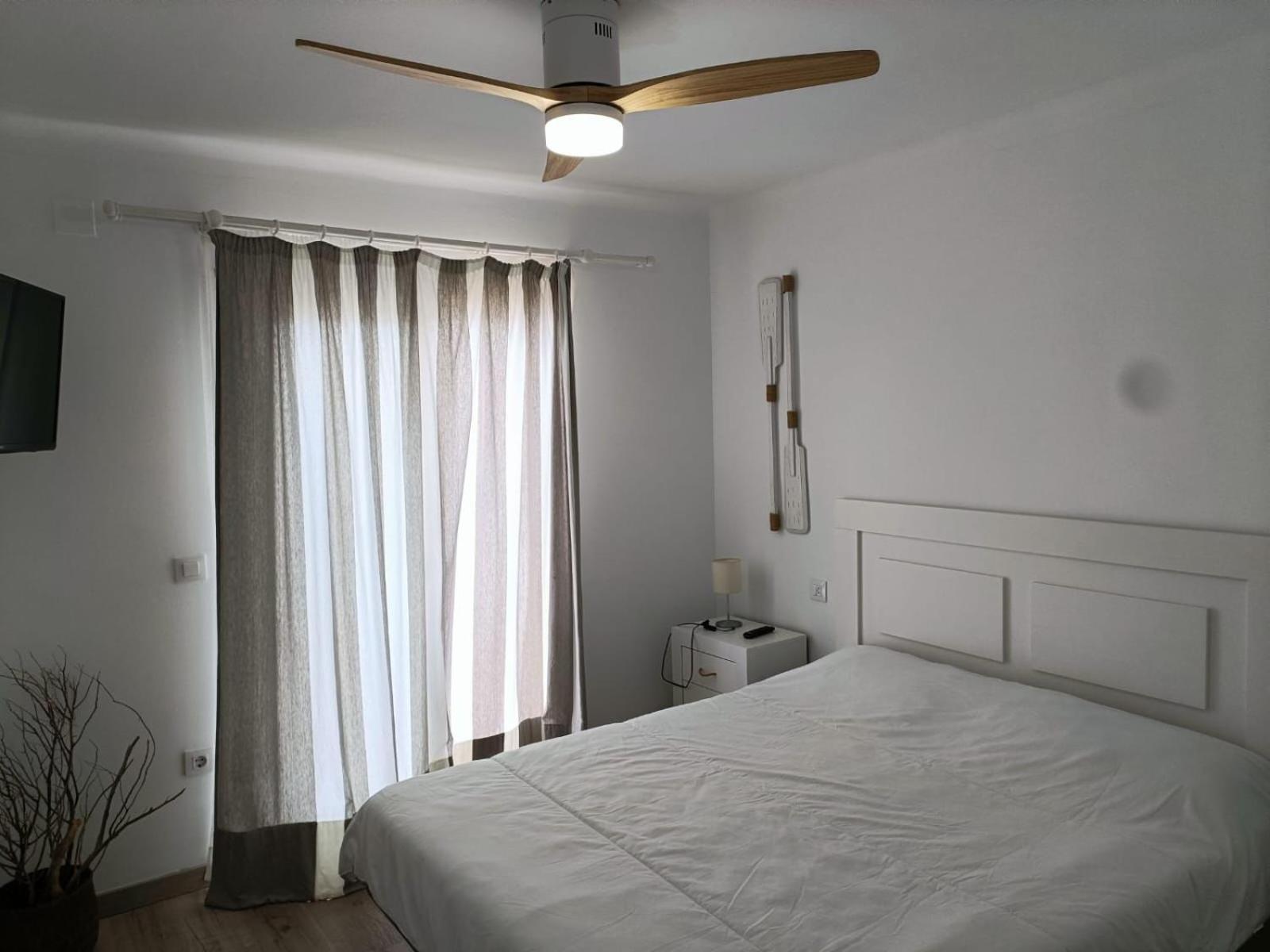 Apartament Grifeu Llanca Exterior photo